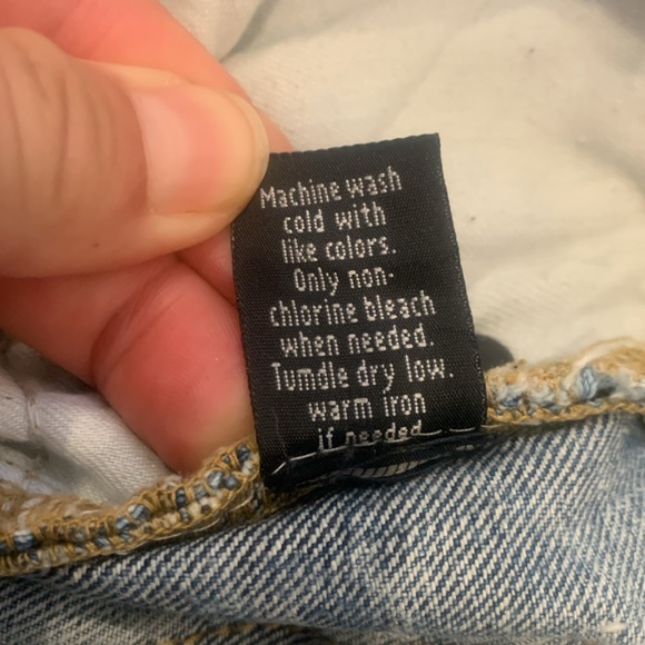 Men’s Distressed Jeans - Picture 6 of 8